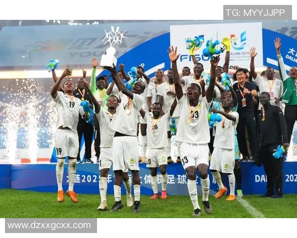 足球队32号球星是谁 盘点世界足坛各大球队32号球员及其表现